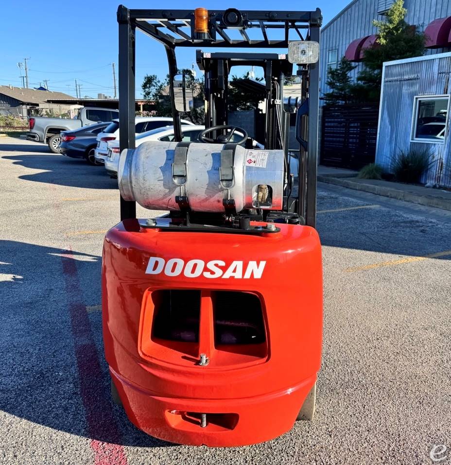 2014 Doosan GC30P-5