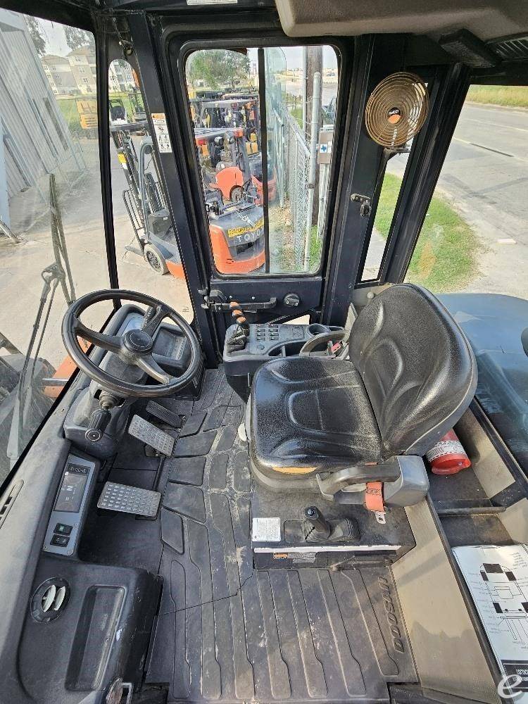 2016 Doosan D80S-5