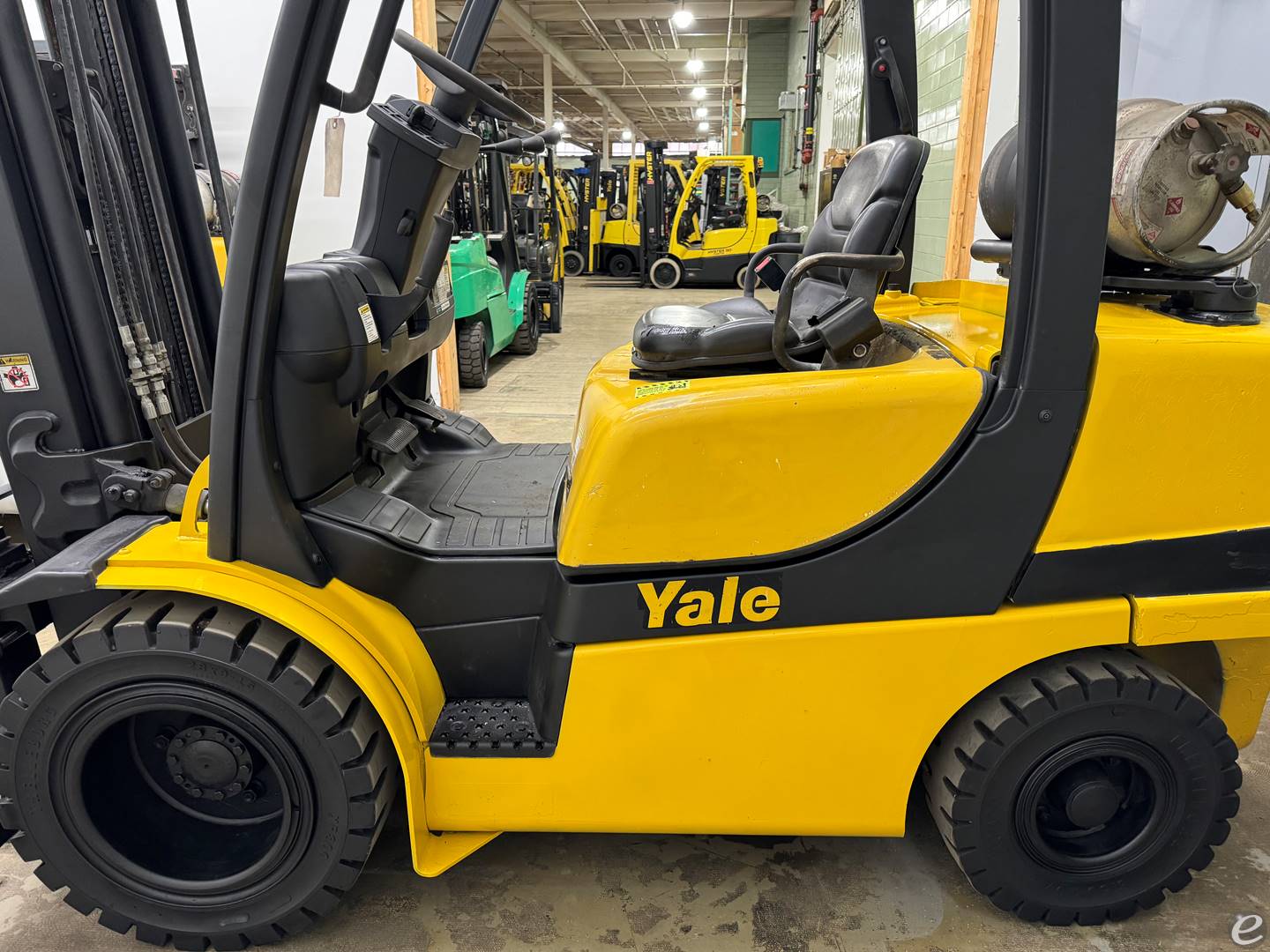 2016 Yale GLP060VX