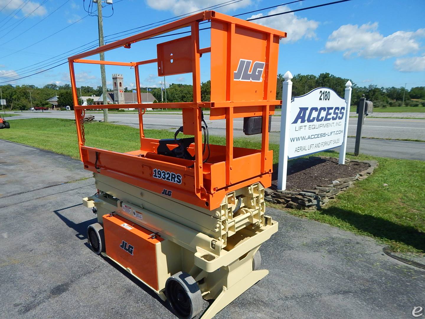 2014 JLG 1932RS