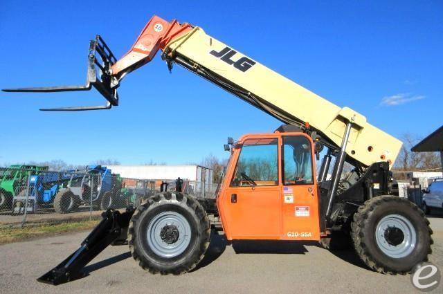 2010 JLG G12-55A Telescopic Mast Te...