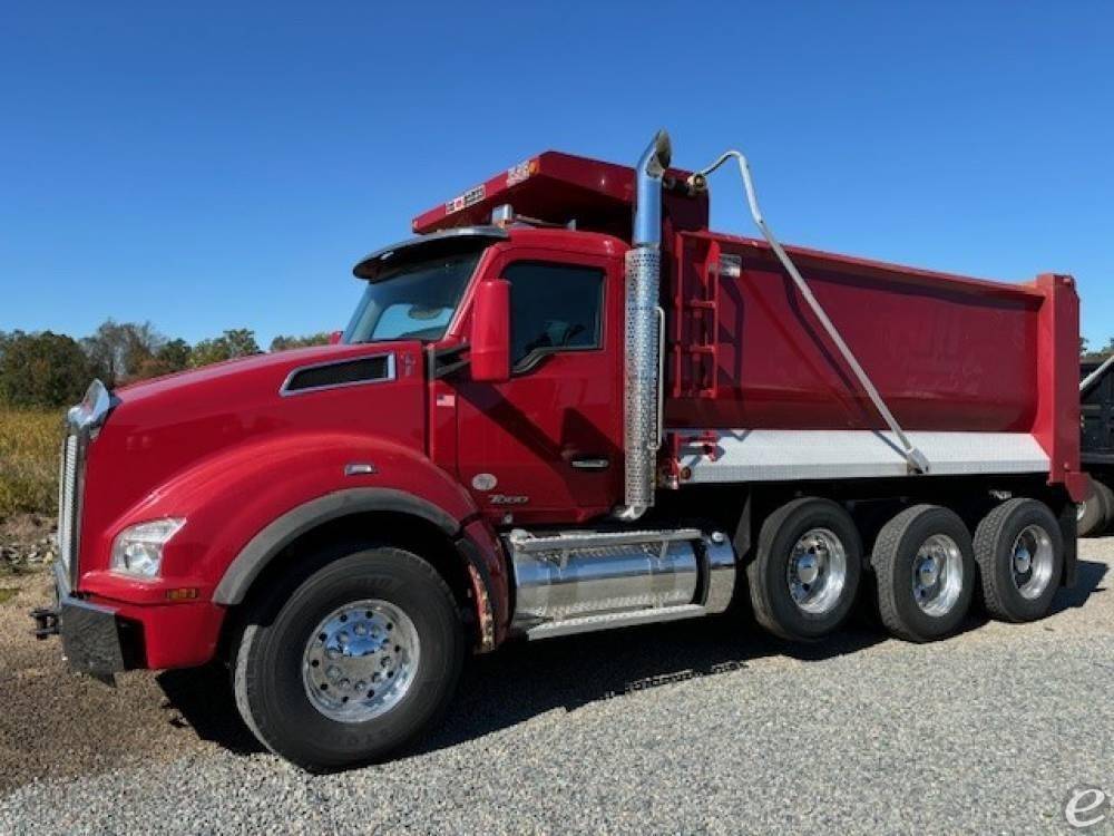 2022 Kenworth T880