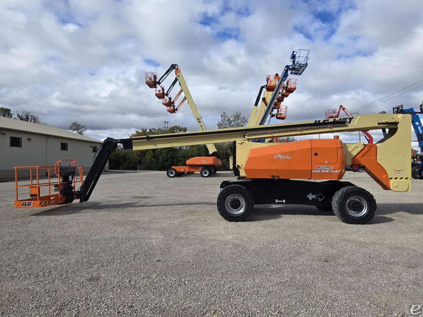 2013 JLG 800AJ