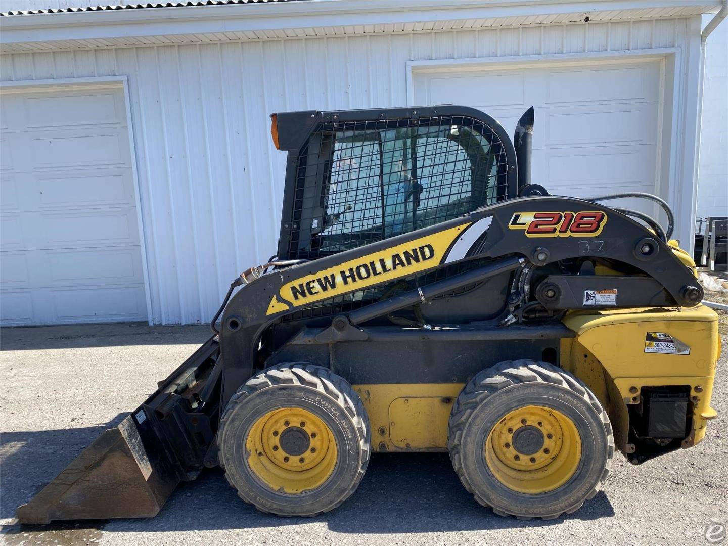 2015 New Holland L218