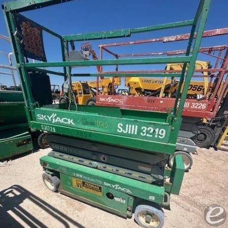 2004 Skyjack SJIII3219