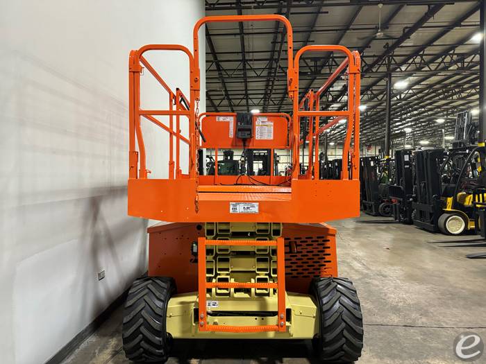 2015 JLG 260MRT