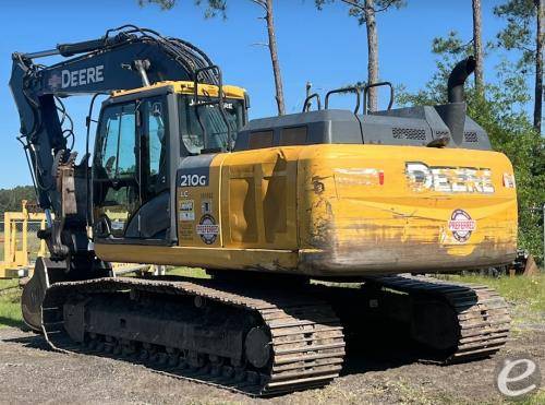 2019 John Deere 210G