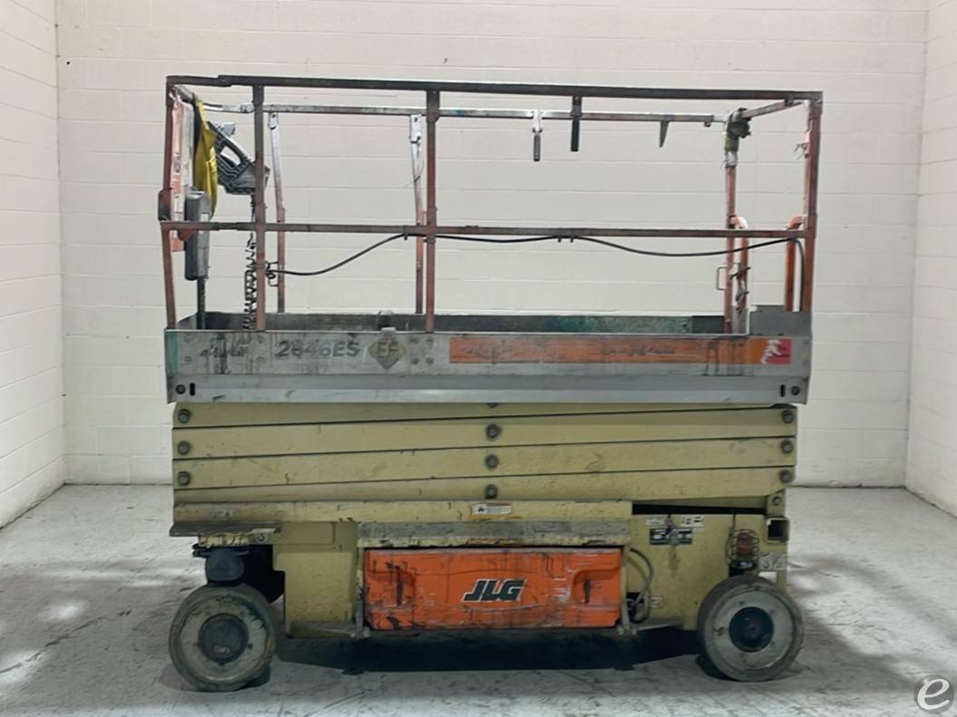 JLG 2646ES