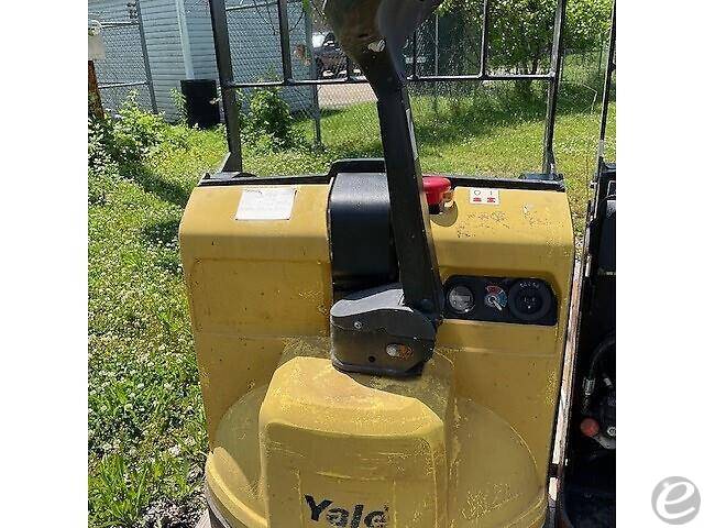 2016 Yale MPB045VG