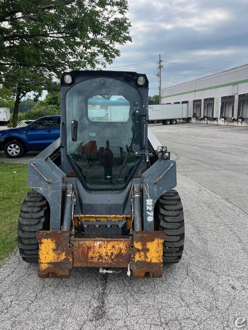 2015 John Deere JD318D