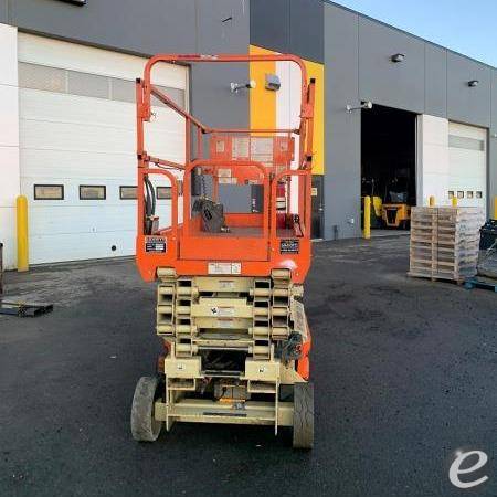 2019 JLG 2646ES