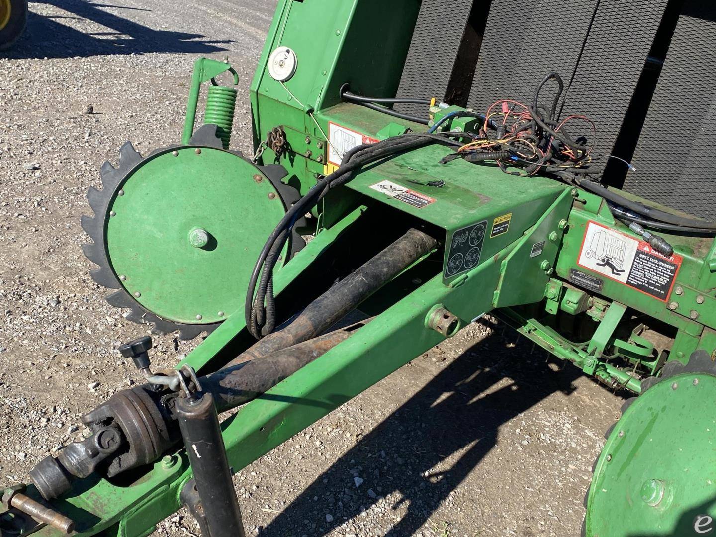 John Deere 446