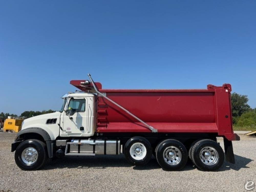 2021 Mack GRANITE 64FR