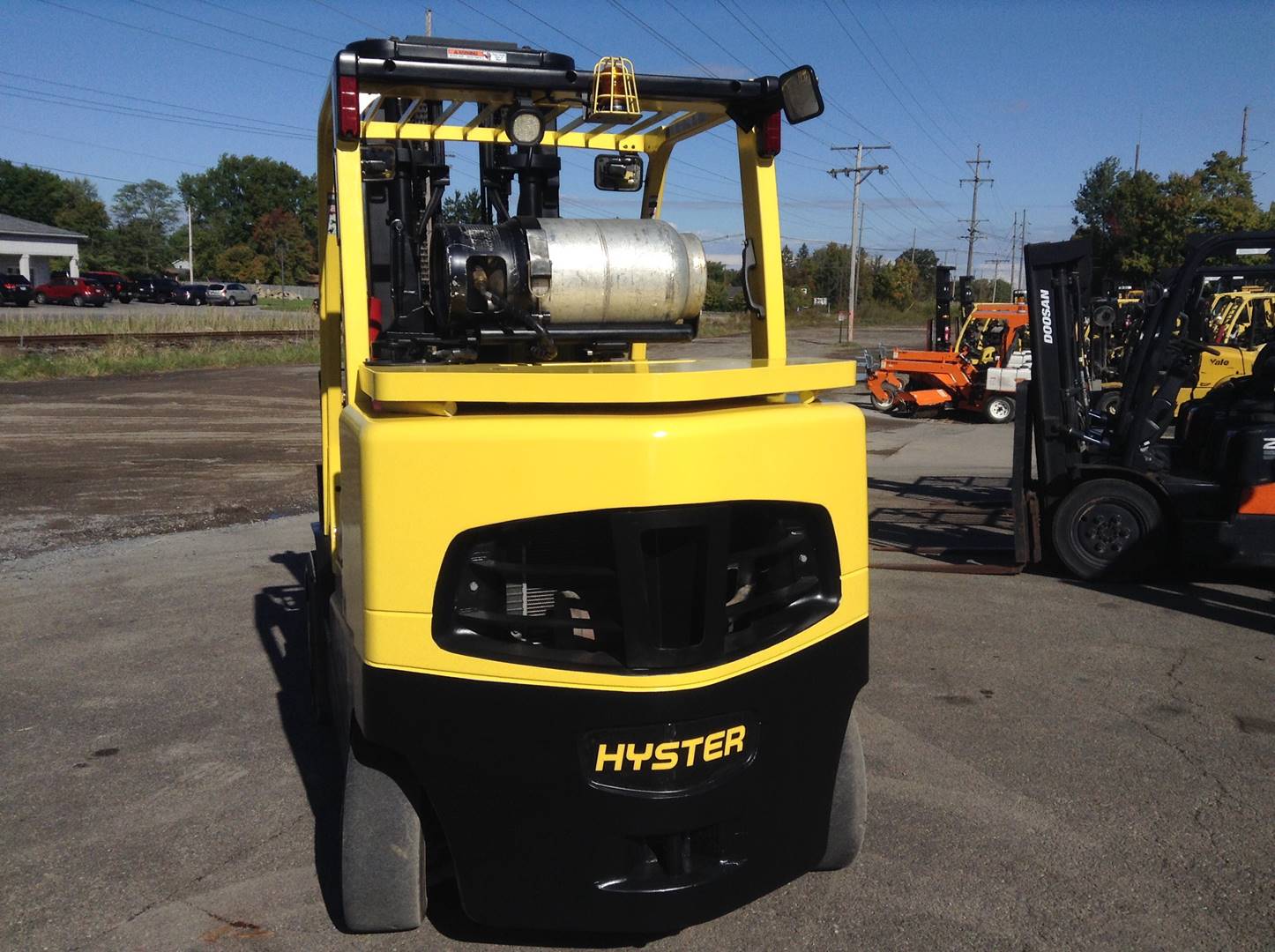 2015 LP Gas Hyster S155FT Cushion Tire 4 Wheel Sit Down (Indoor Warehouse)