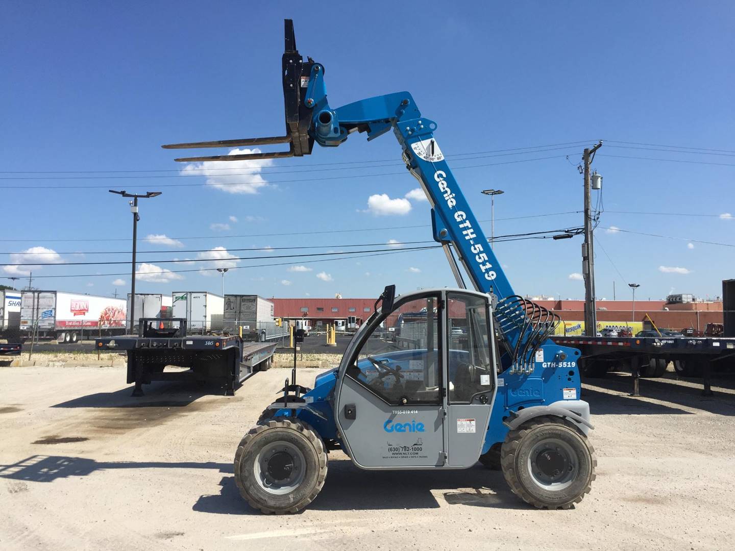 2014-diesel-genie-gth-5519-telehandlers-telescopic-mast