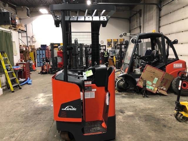 2020 Electric Linde R17SX-5195 Electric Narrow Aisle Double Reach